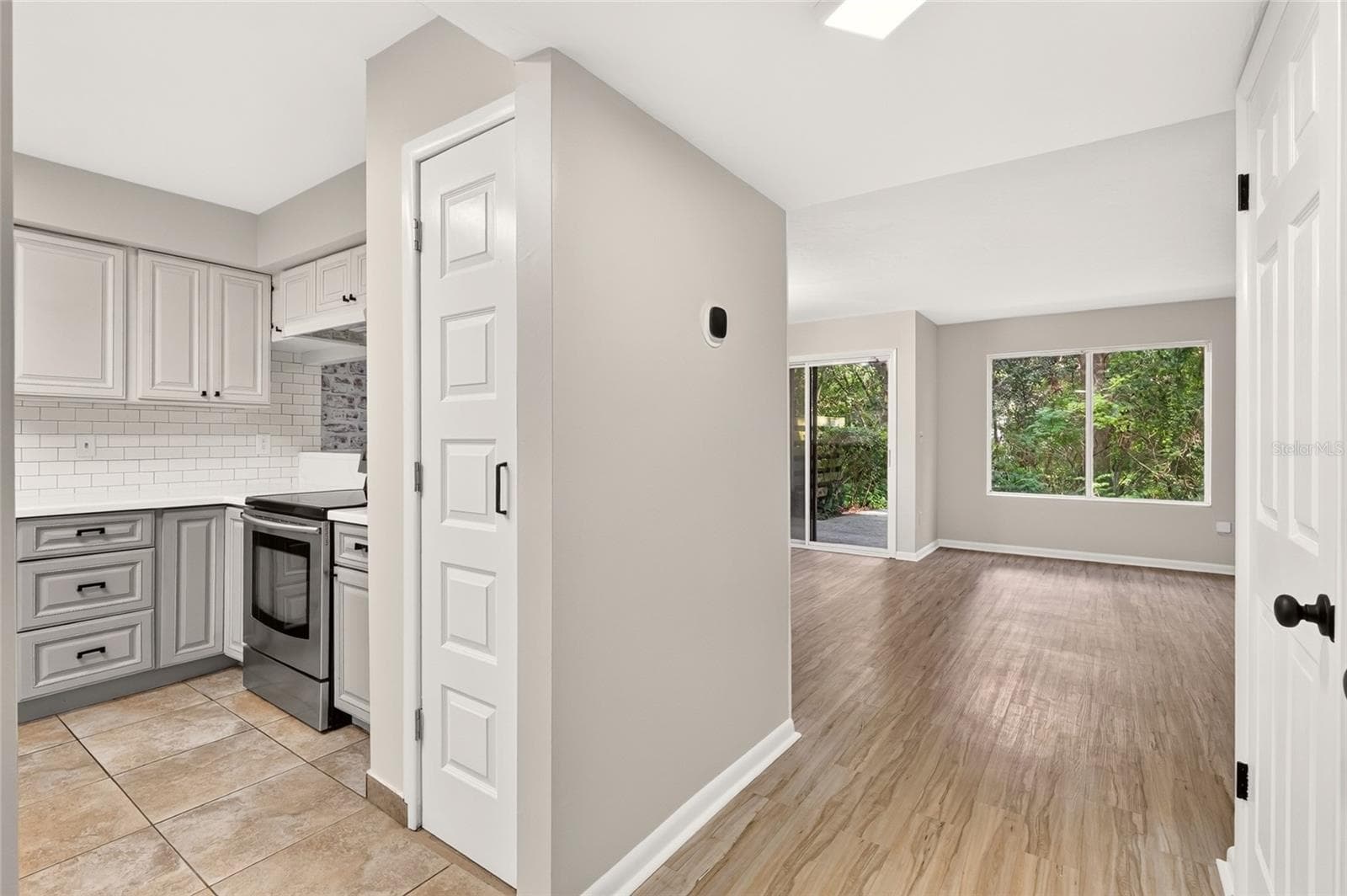 looking into kitchen and living areas - 4411 BLACK FOREST WAY, GAINESVILLE