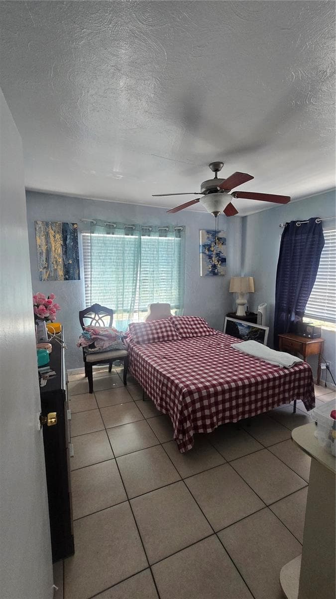 Single Family Residence at 1205 E 26TH AVE, TAMPA, photo 6 of 11