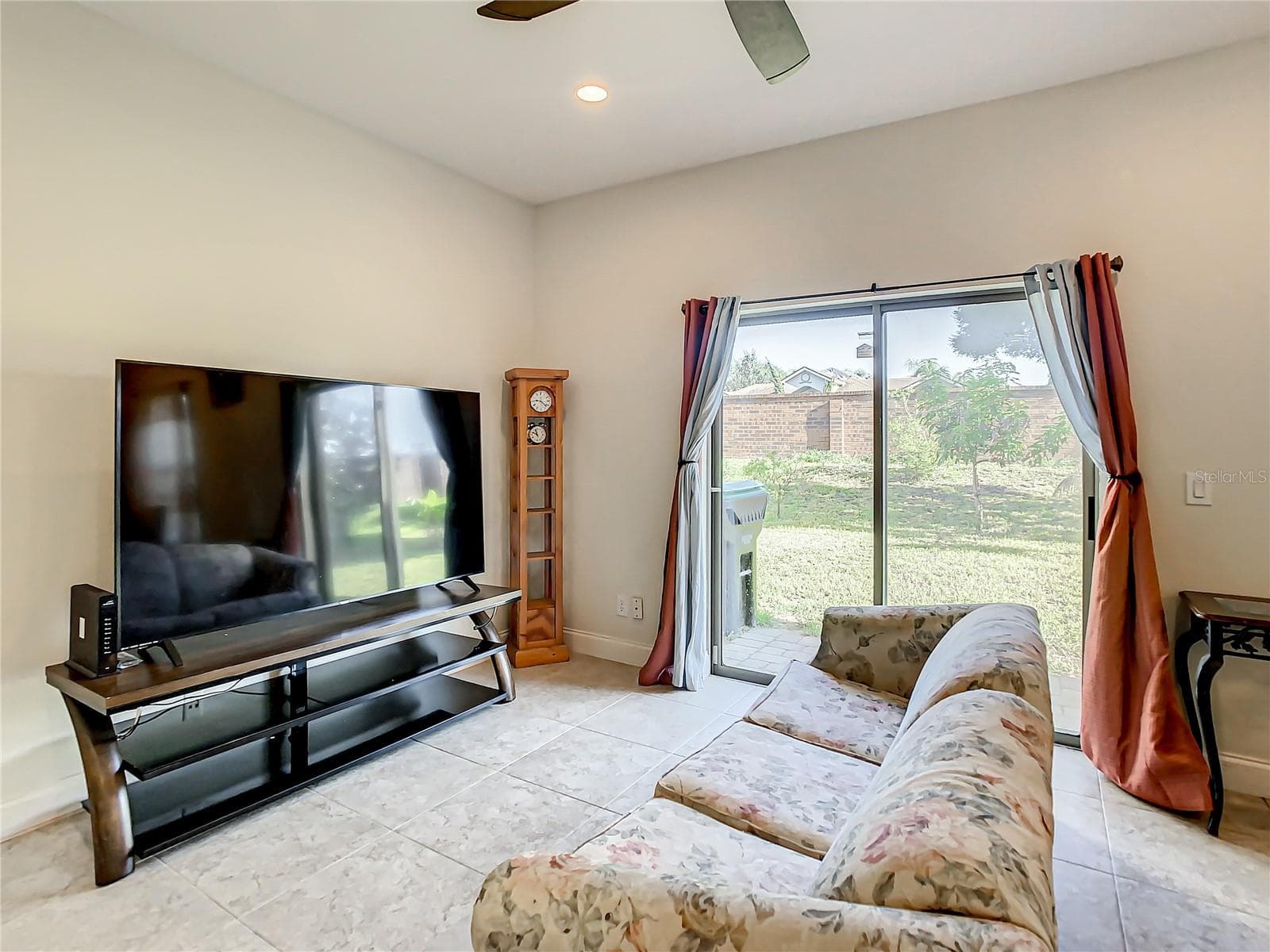 Single Family Residence at 8735 ISLA BELLA DR, ORLANDO, photo 4 of 22