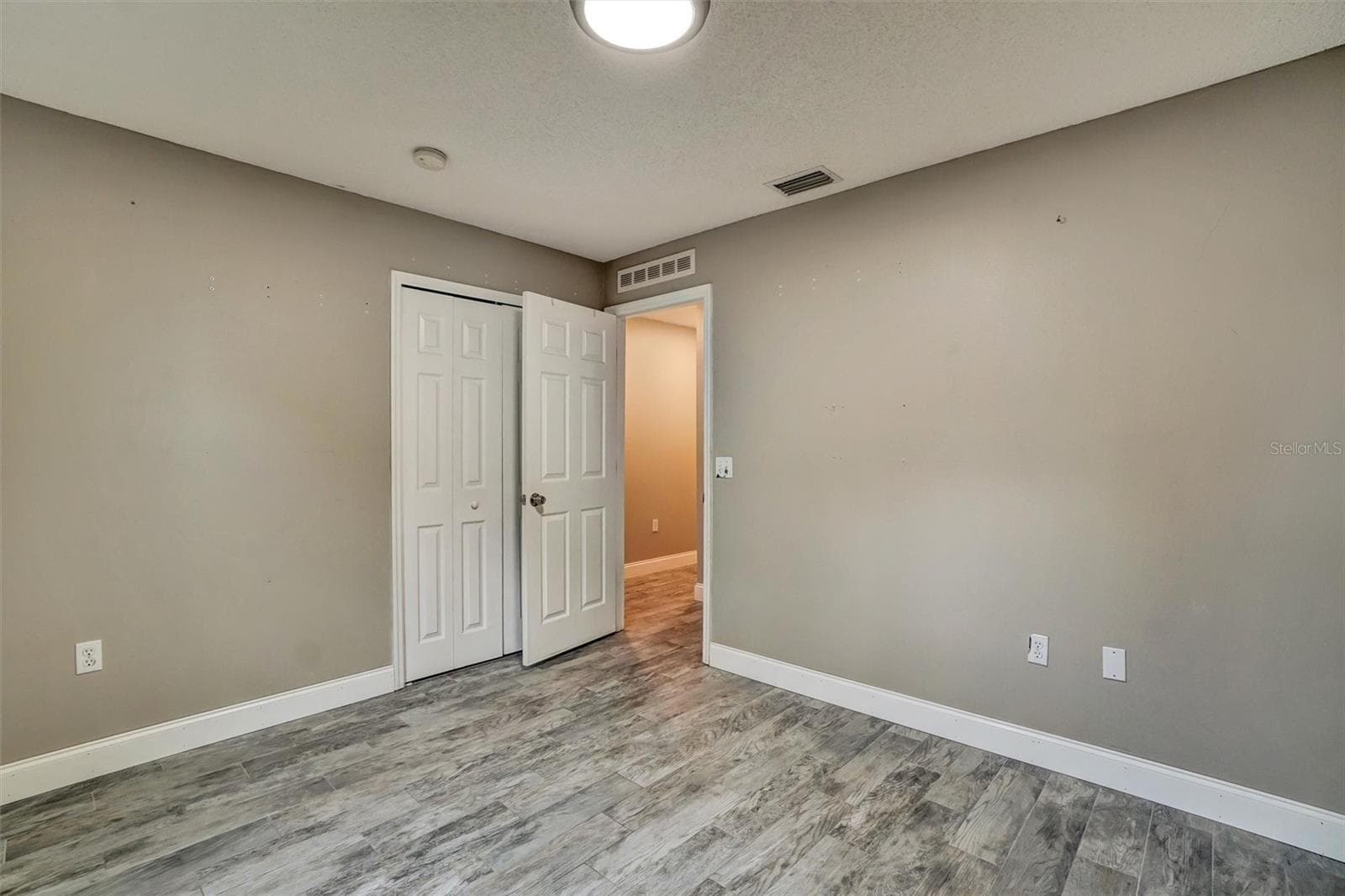 Single Family Residence at 3046 BLAINE CIR, DELTONA, photo 6 of 30
