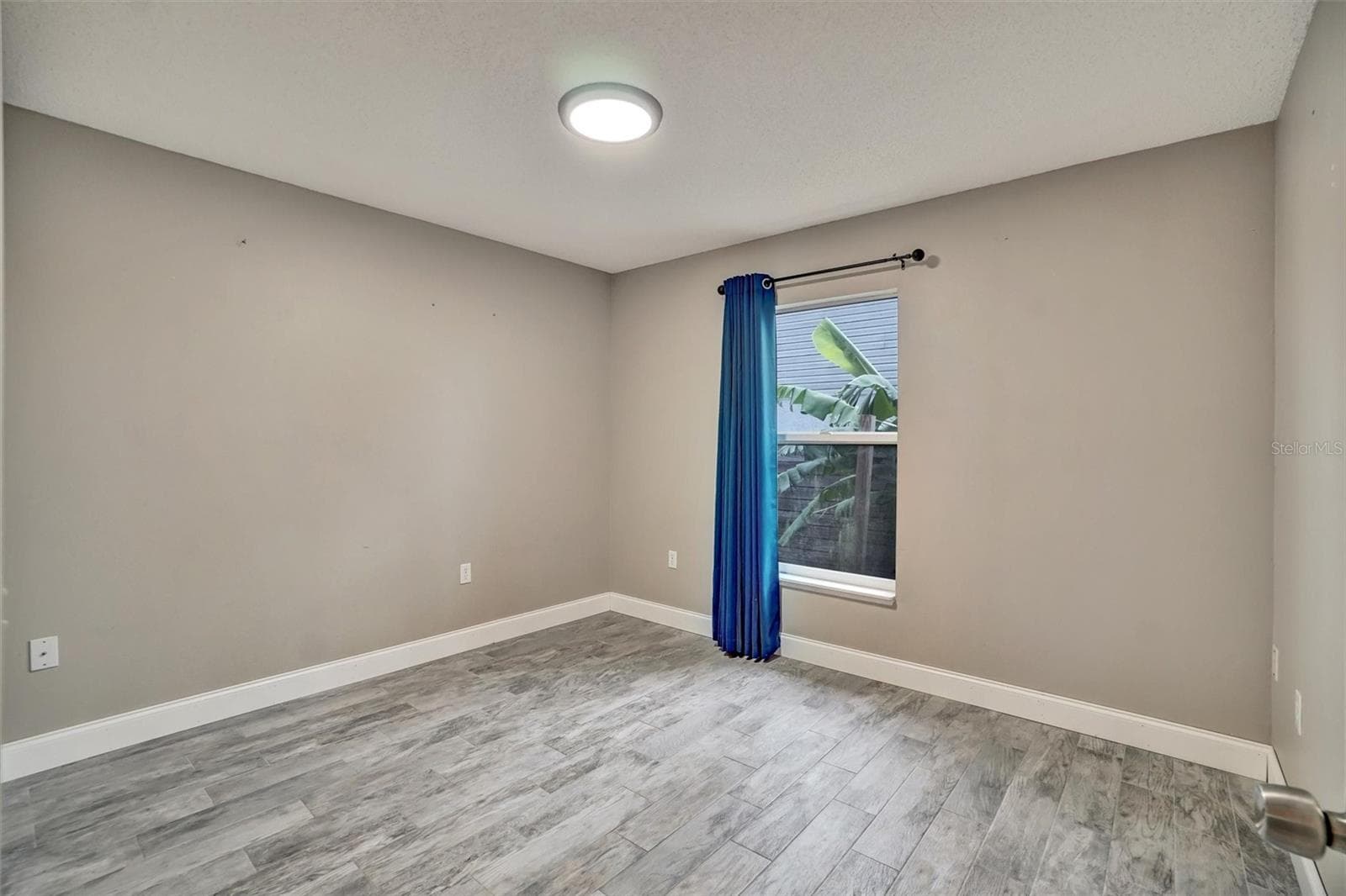 Single Family Residence at 3046 BLAINE CIR, DELTONA, photo 7 of 30
