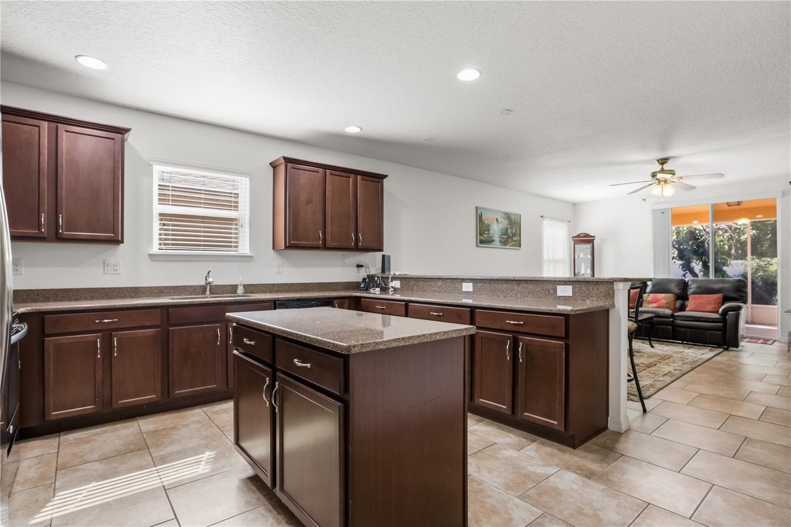 Single Family Residence at 3637 BLACK DOG CT, TAVARES, photo 21 of 32