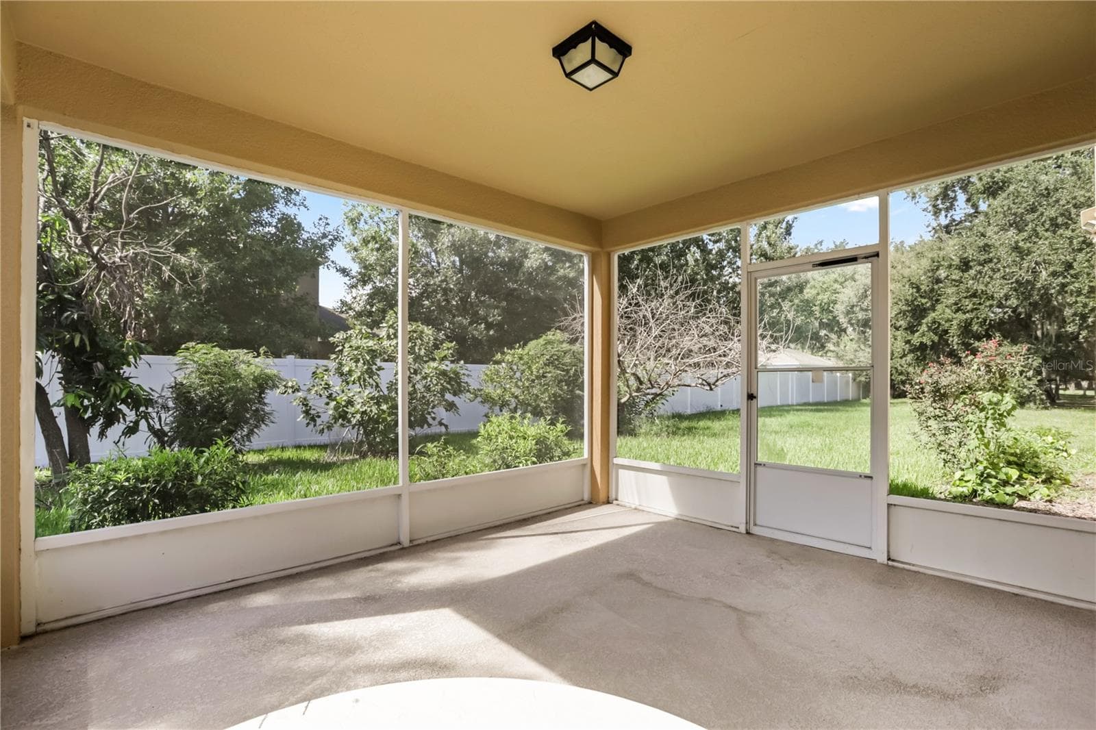 Single Family Residence at 3637 BLACK DOG CT, TAVARES, photo 26 of 32