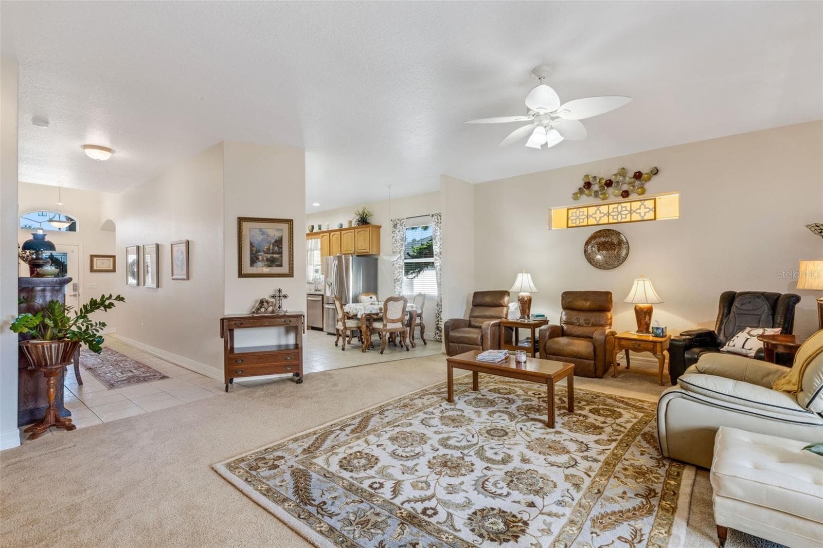 Single Family Residence at 2617 HICKORY VIEW LOOP, LAKELAND, photo 3 of 42