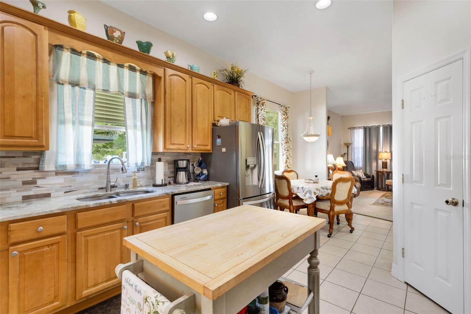 Single Family Residence at 2617 HICKORY VIEW LOOP, LAKELAND, photo 11 of 42