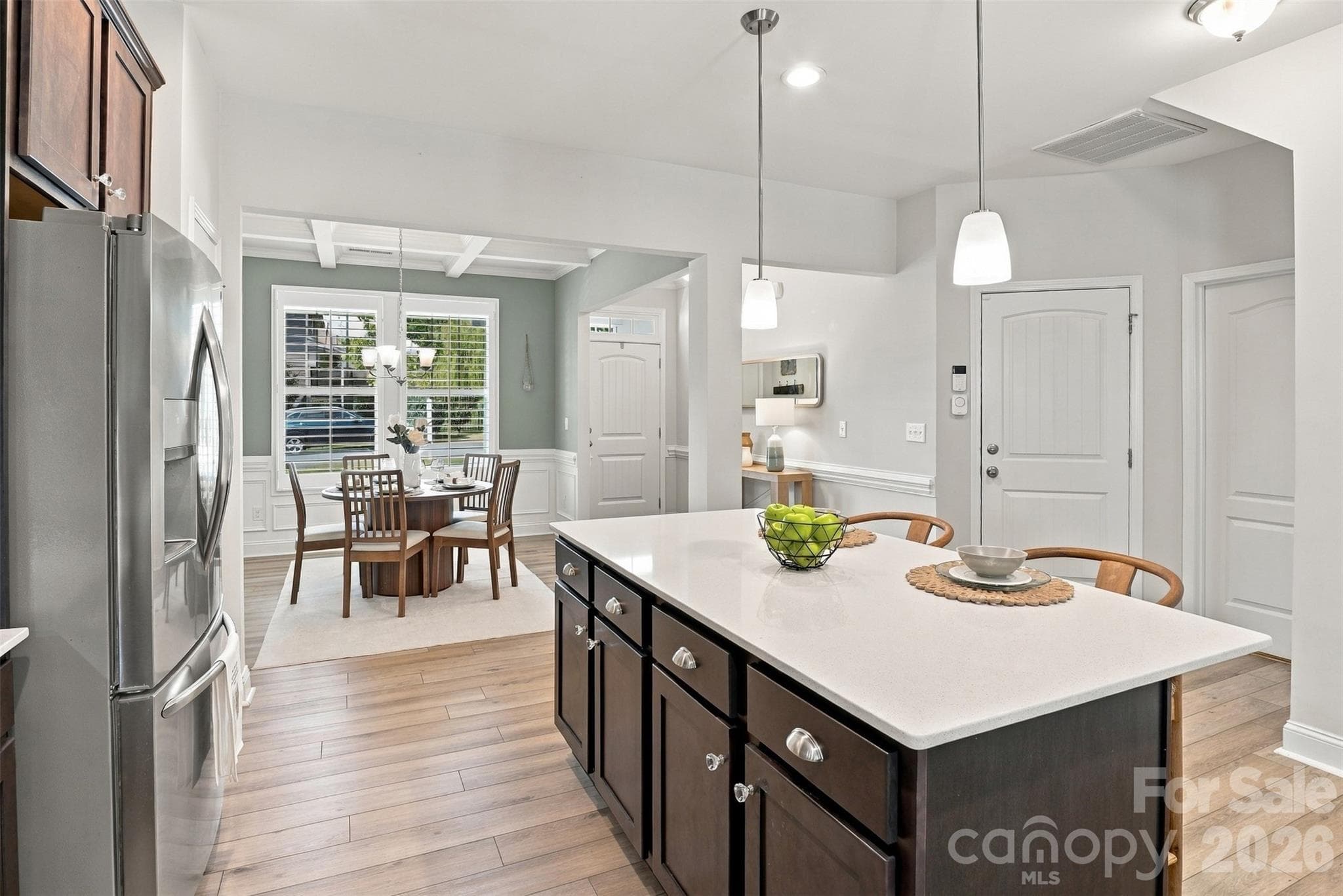 Single Family Residence at 628 Heron View Drive, York, photo 11 of 43