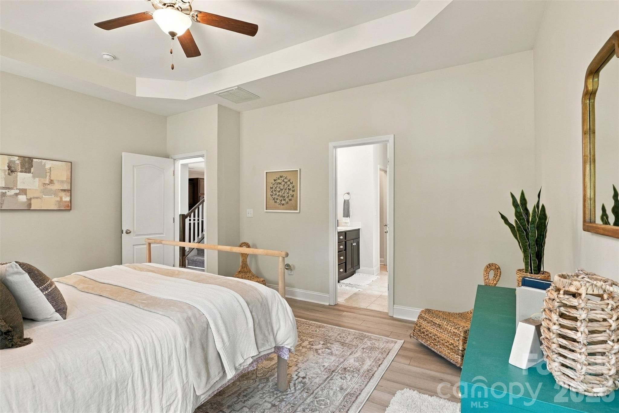 Single Family Residence at 628 Heron View Drive, York, photo 16 of 43