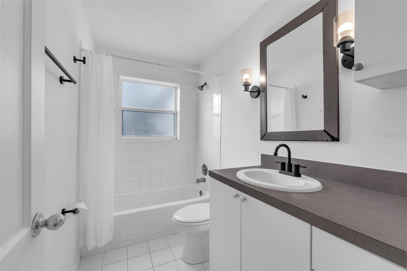 Bathroom - 1104 E HARWOOD ST, ORLANDO