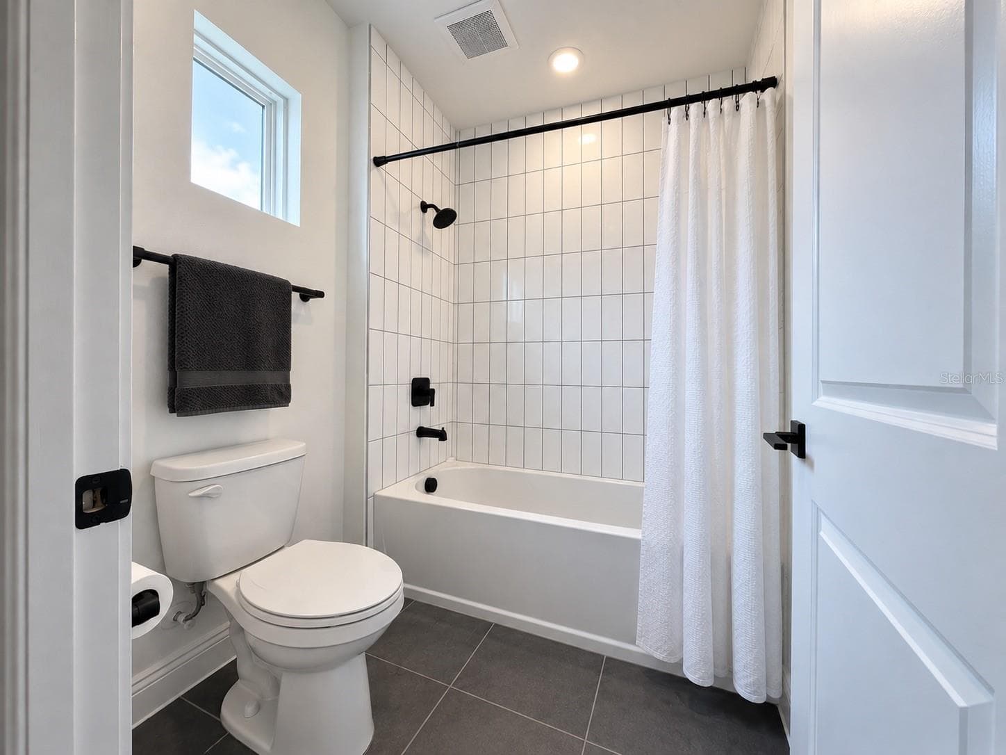Single Family Residence at 15607 VETTA DR, MONTVERDE, photo 26 of 36