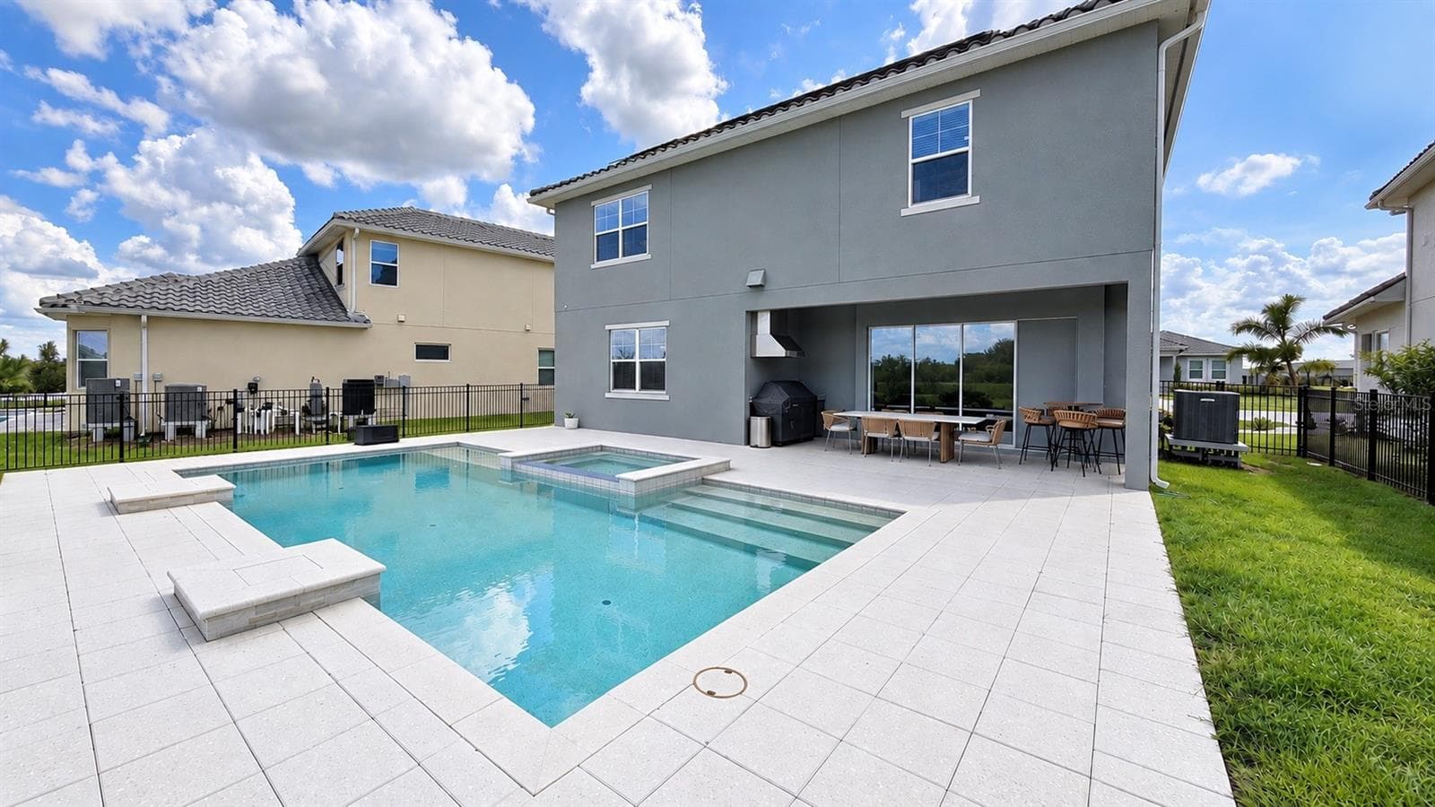 Single Family Residence at 15607 VETTA DR, MONTVERDE, photo 34 of 36