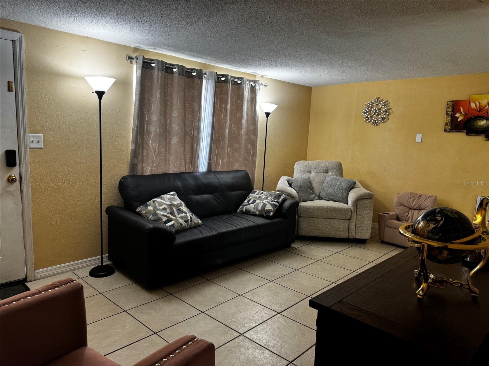 Single Family Residence at 7306 WINDSOR ST, HUDSON, photo 5 of 17