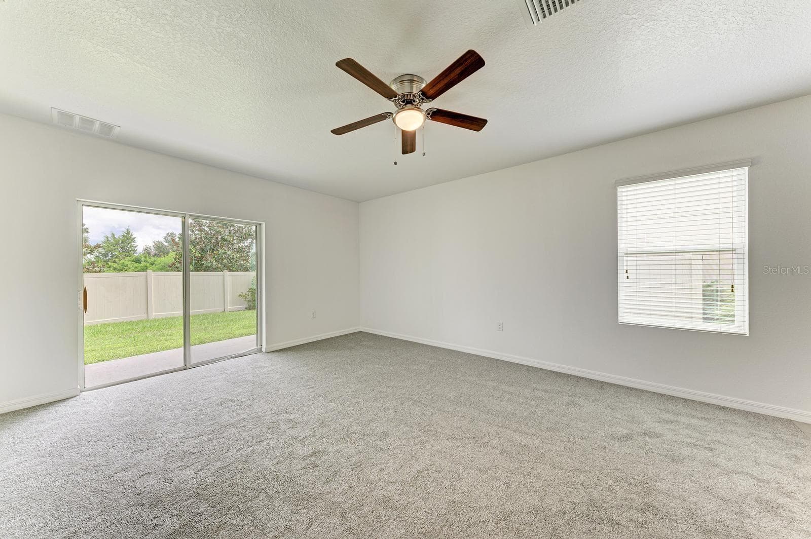 Single Family Residence at 4546 LINDEVER LN, PALMETTO, photo 38 of 75