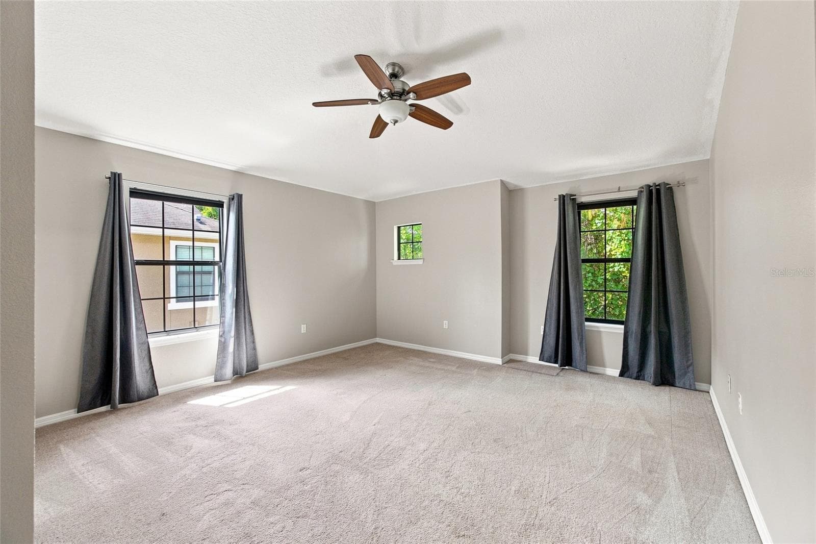 Townhouse at 5519 KINGLETHILL DR, LITHIA, photo 12 of 41