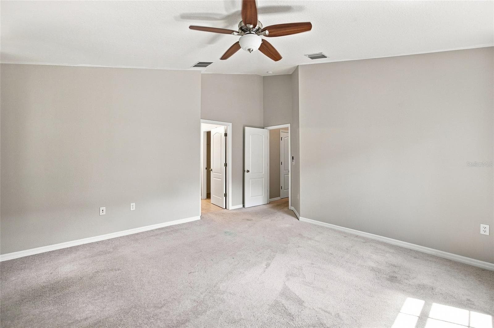 Townhouse at 5519 KINGLETHILL DR, LITHIA, photo 13 of 41