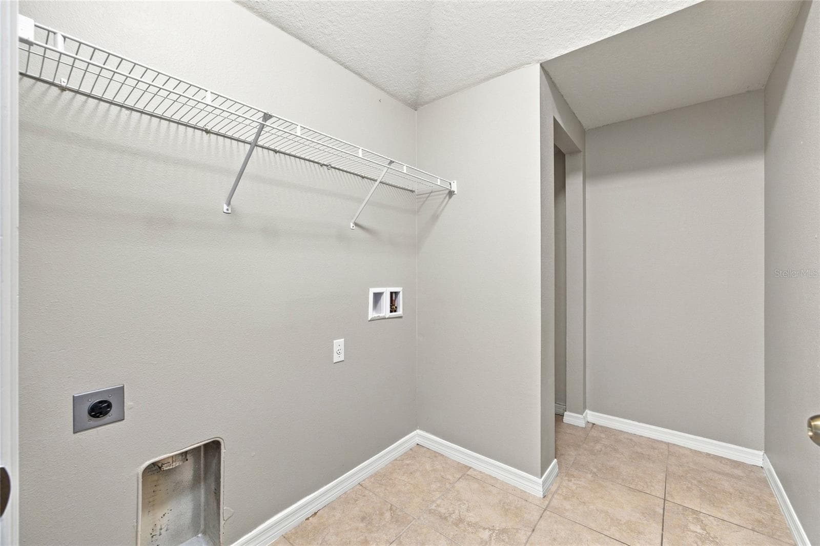 Townhouse at 5519 KINGLETHILL DR, LITHIA, photo 23 of 41