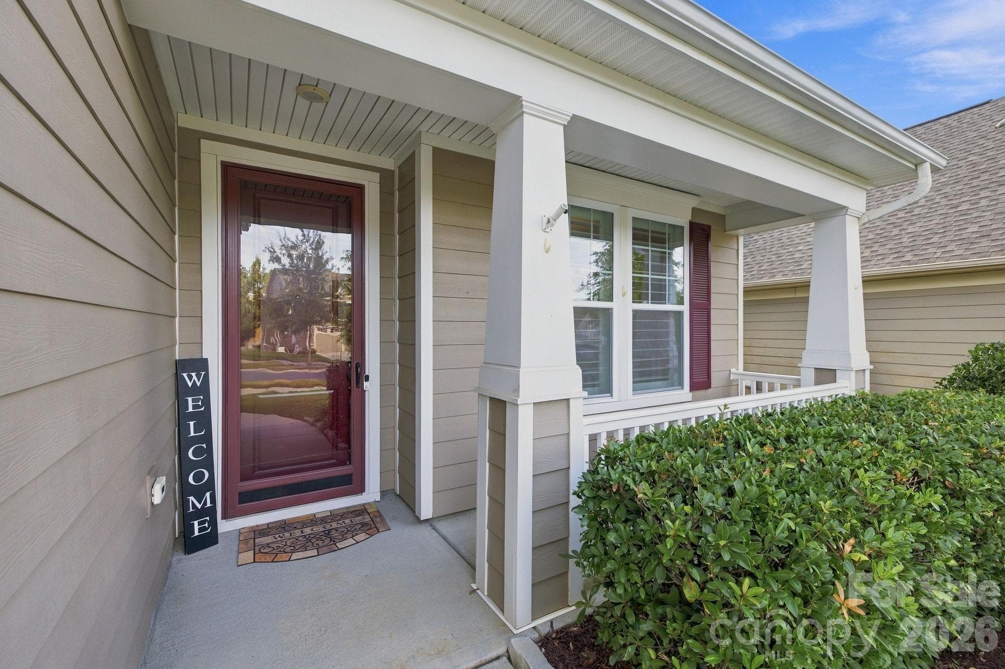 Single Family Residence at 8407 Festival Way, Charlotte, photo 8 of 34