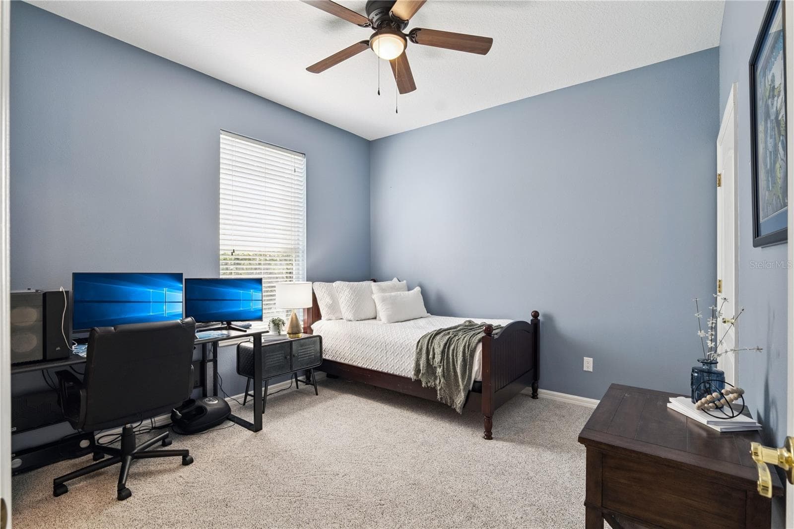 Single Family Residence at 9041 LAUREL RIDGE DR, MOUNT DORA, photo 25 of 46