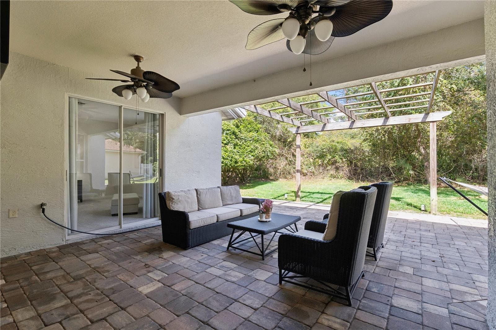 Single Family Residence at 9041 LAUREL RIDGE DR, MOUNT DORA, photo 40 of 46
