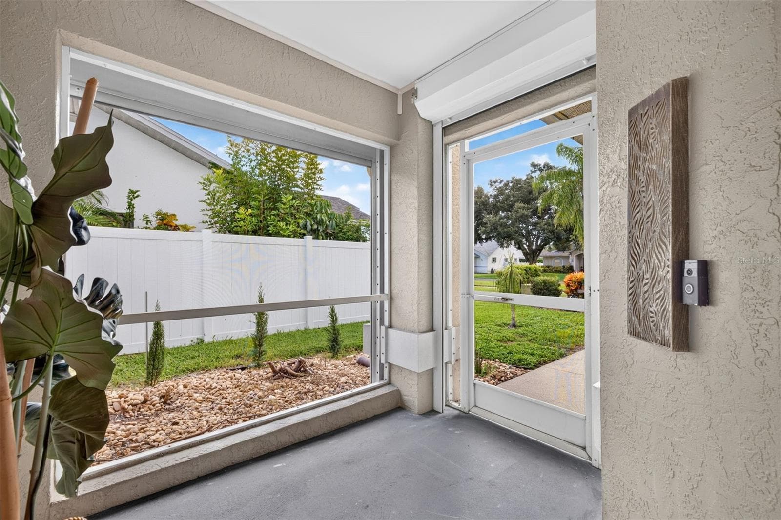 Single Family Residence at 13690 WILLOW BRIDGE DR, NORTH FORT MYERS, photo 3 of 32