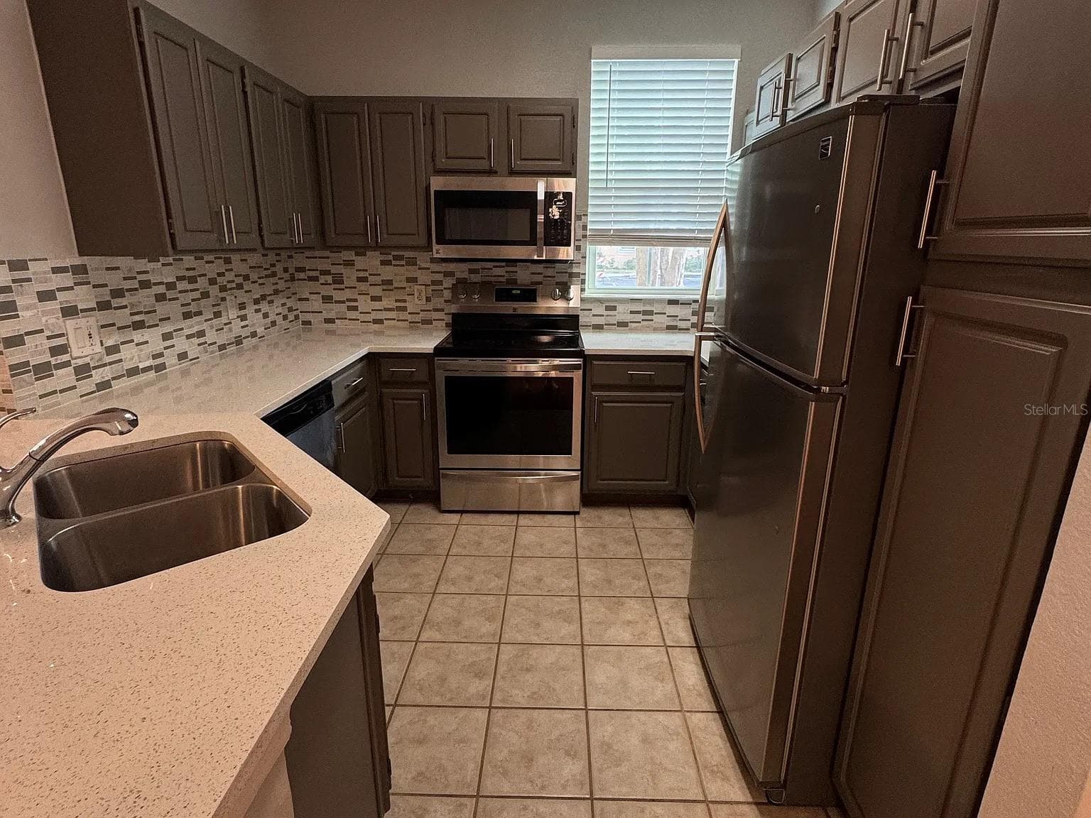 Kitchen 2 - 3420 GREENWICH VILLAGE BLVD #104, ORLANDO
