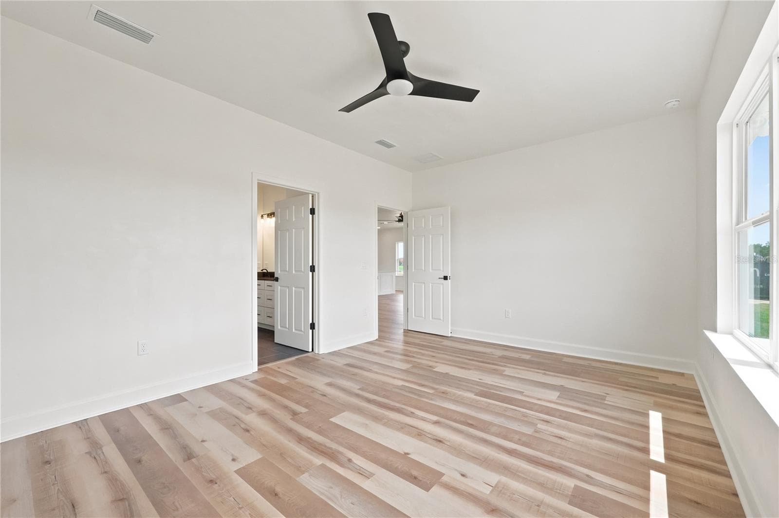 Single Family Residence at 21115 SW 1ST PL, NEWBERRY, photo 10 of 30