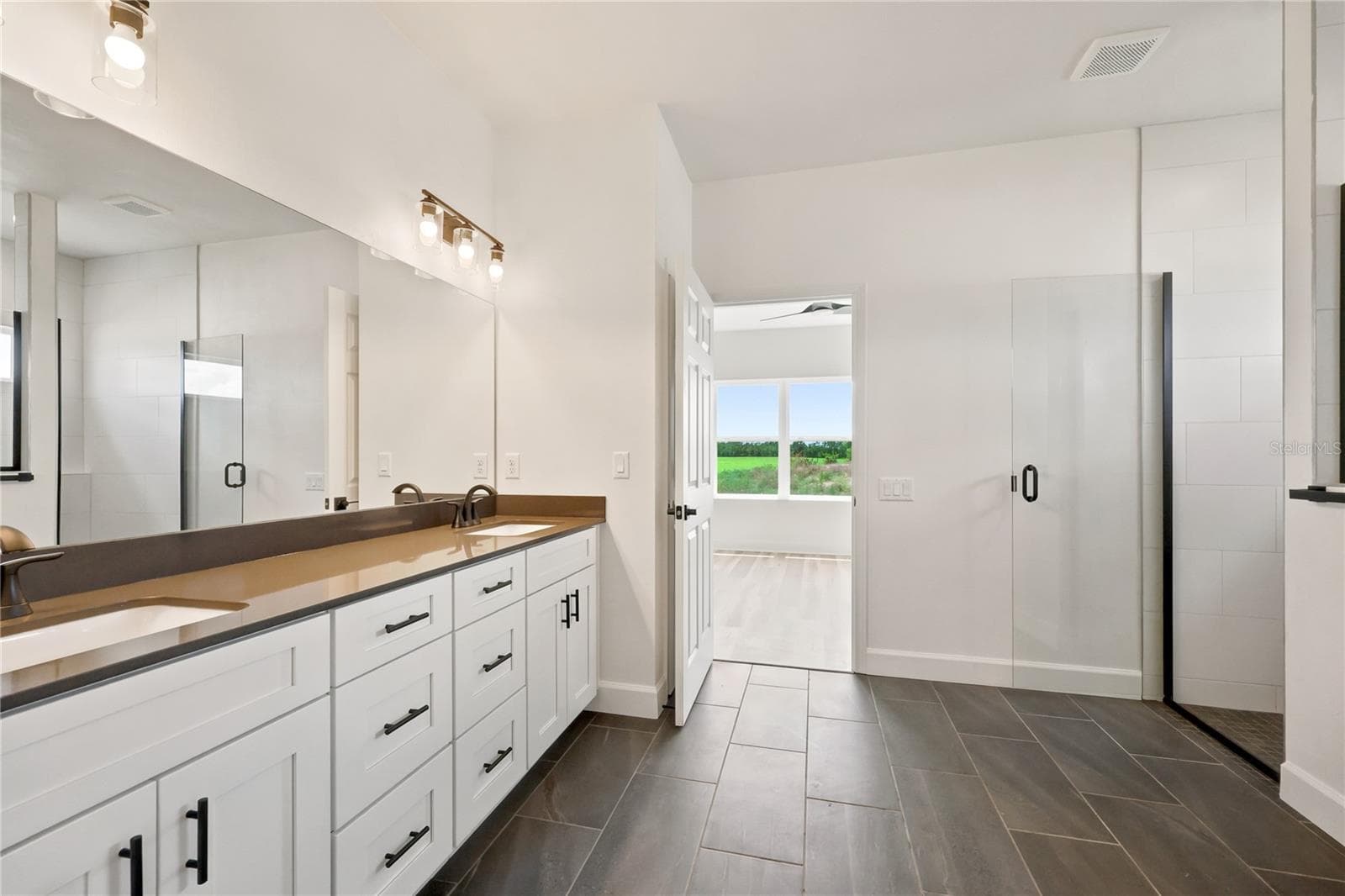 Single Family Residence at 21115 SW 1ST PL, NEWBERRY, photo 11 of 30