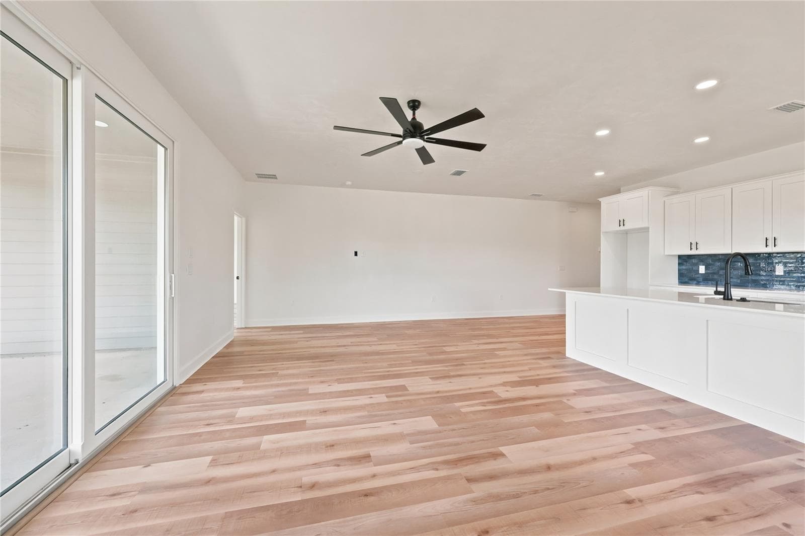 Single Family Residence at 21115 SW 1ST PL, NEWBERRY, photo 22 of 30