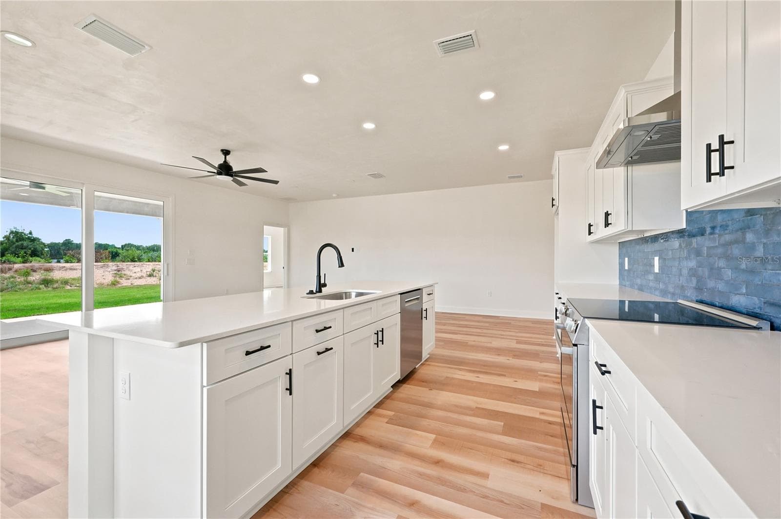 Single Family Residence at 21115 SW 1ST PL, NEWBERRY, photo 24 of 30
