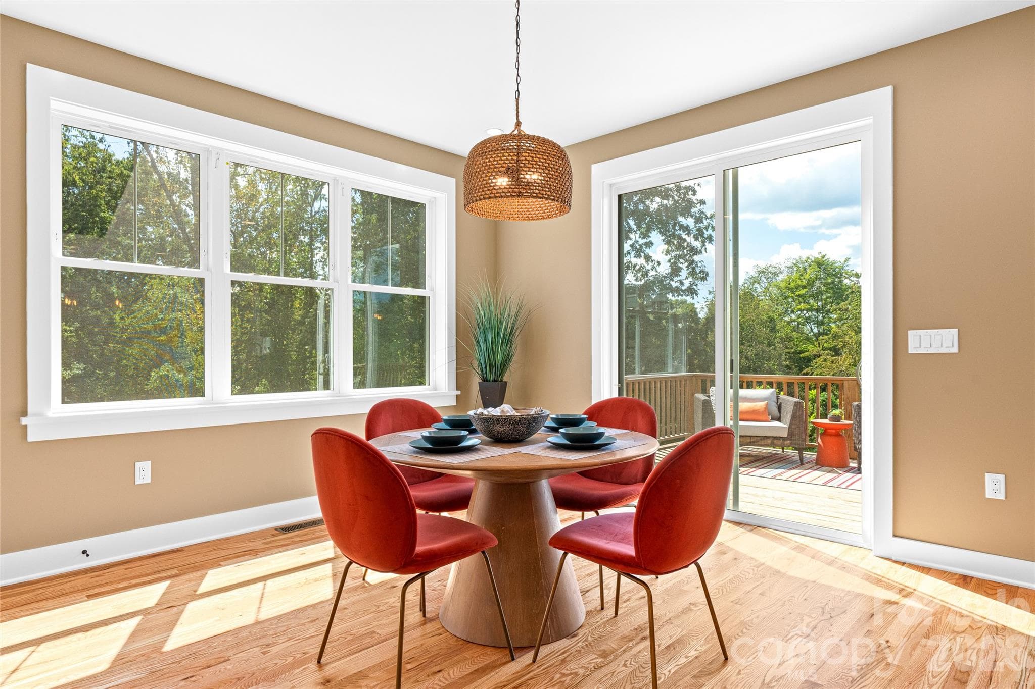 Single Family Residence at 112 Alma Lane, Asheville, photo 12 of 39