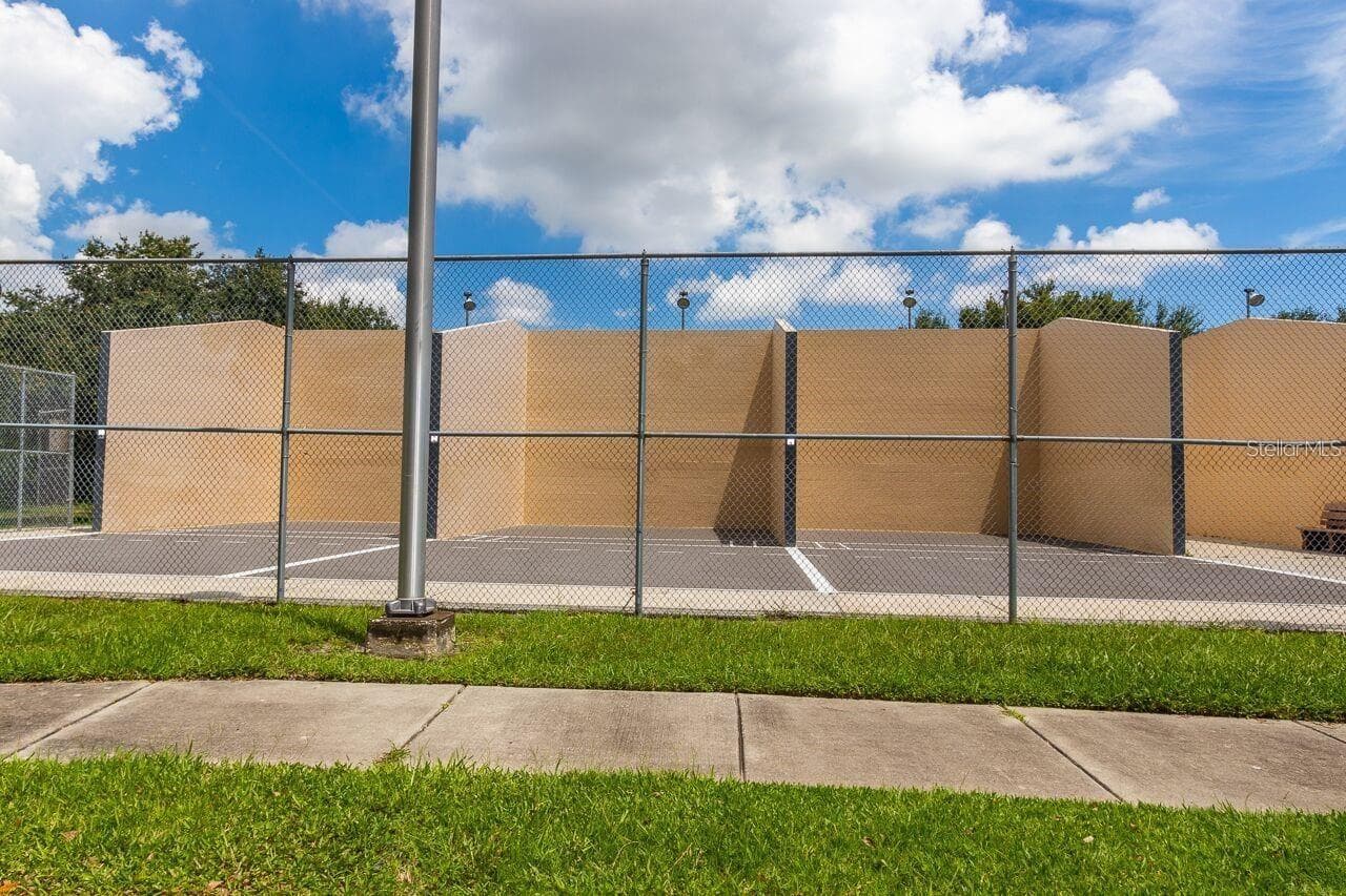 RACQUETBALL COURTS - 6410 92ND PL N #1401, PINELLAS PARK
