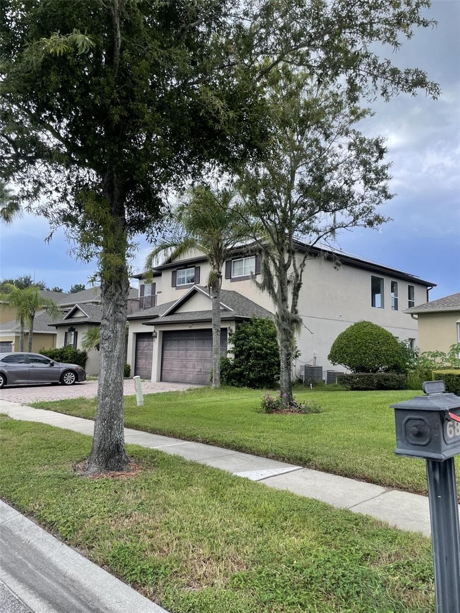 693 CIMAROSA CT