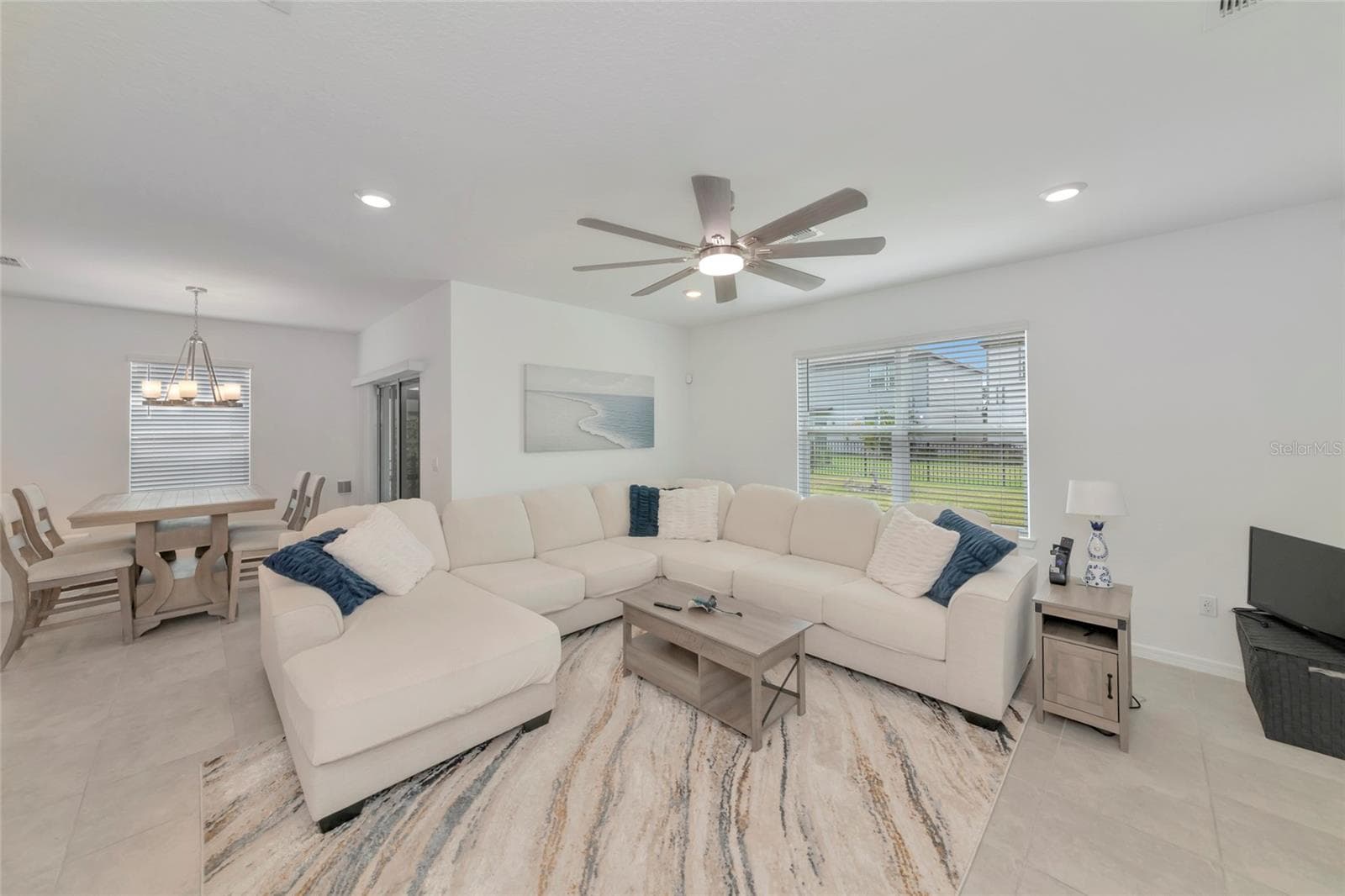 Single Family Residence at 11742 MOONSAIL DR, PARRISH, photo 7 of 70