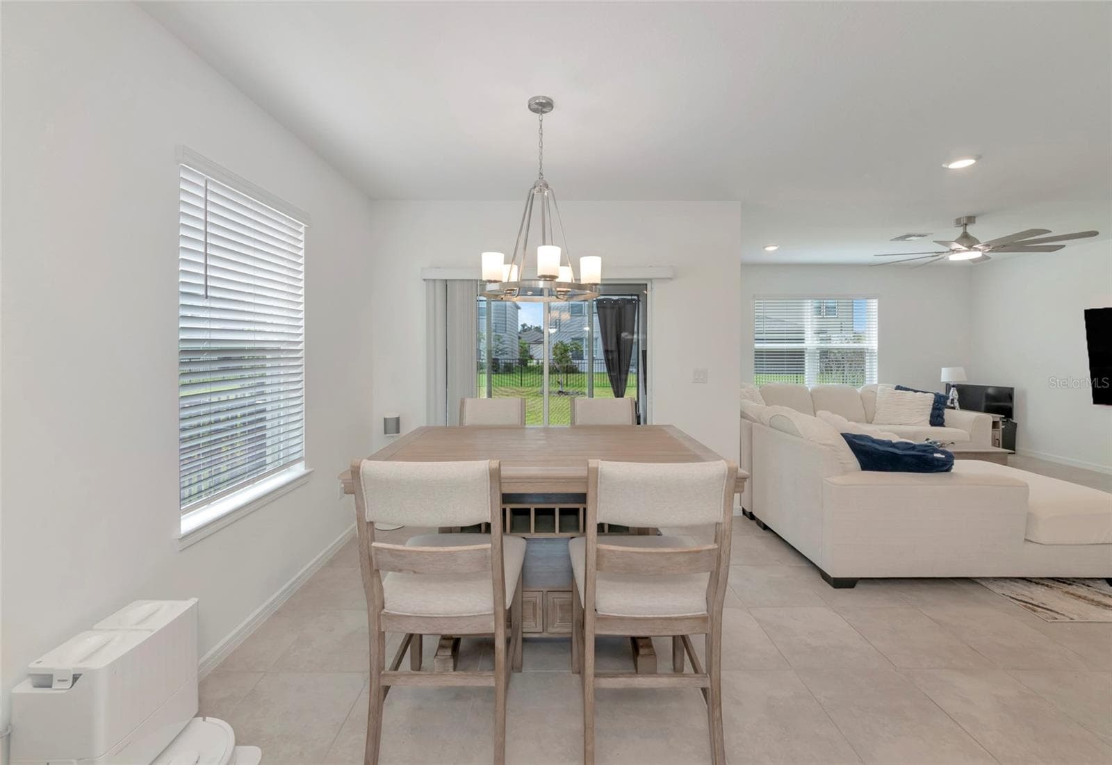 Single Family Residence at 11742 MOONSAIL DR, PARRISH, photo 11 of 70