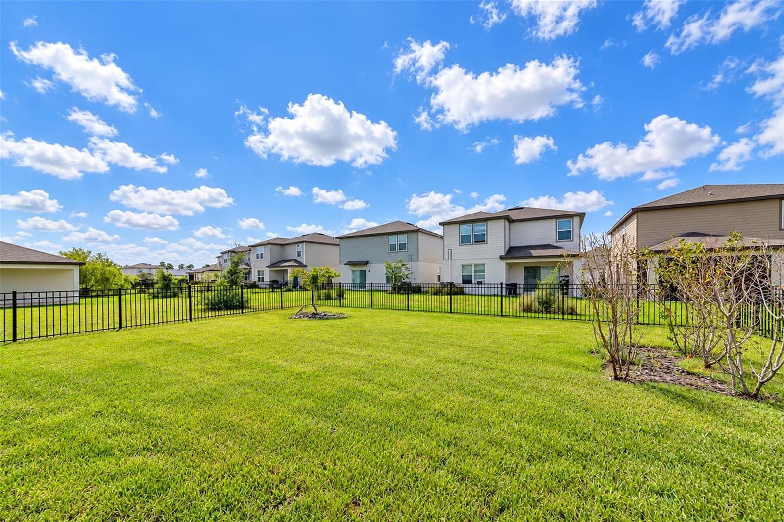 Single Family Residence at 11742 MOONSAIL DR, PARRISH, photo 63 of 70