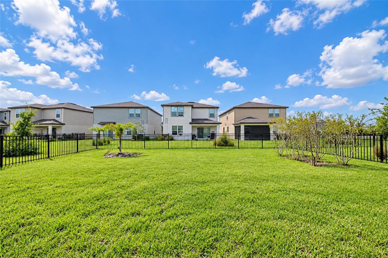 Single Family Residence at 11742 MOONSAIL DR, PARRISH, photo 67 of 70