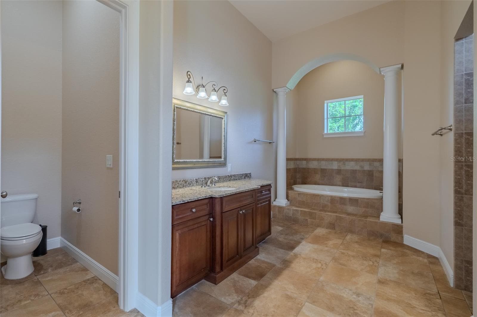 Single Family Residence at 10501 BROADLAND PASS, THONOTOSASSA, photo 42 of 98