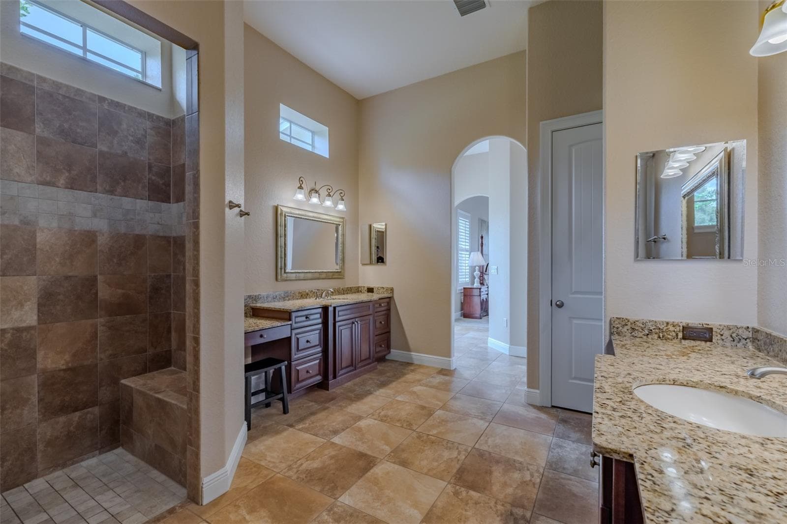 Single Family Residence at 10501 BROADLAND PASS, THONOTOSASSA, photo 43 of 98