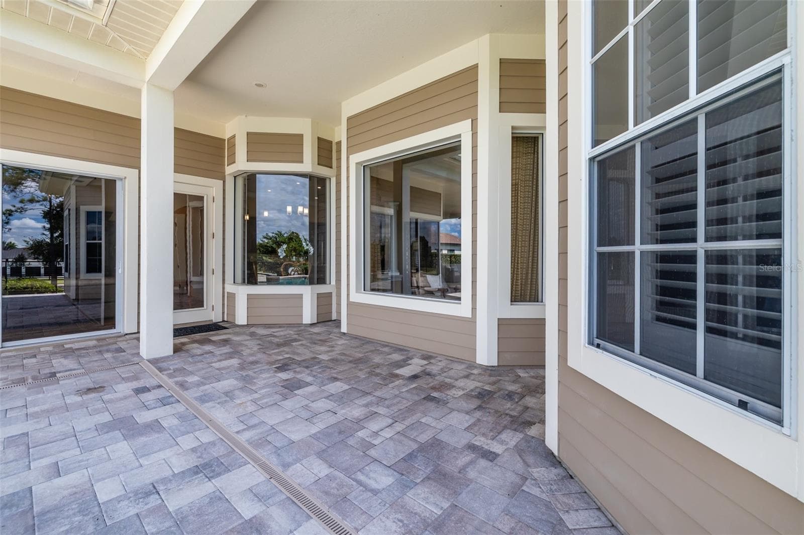Single Family Residence at 10501 BROADLAND PASS, THONOTOSASSA, photo 62 of 98