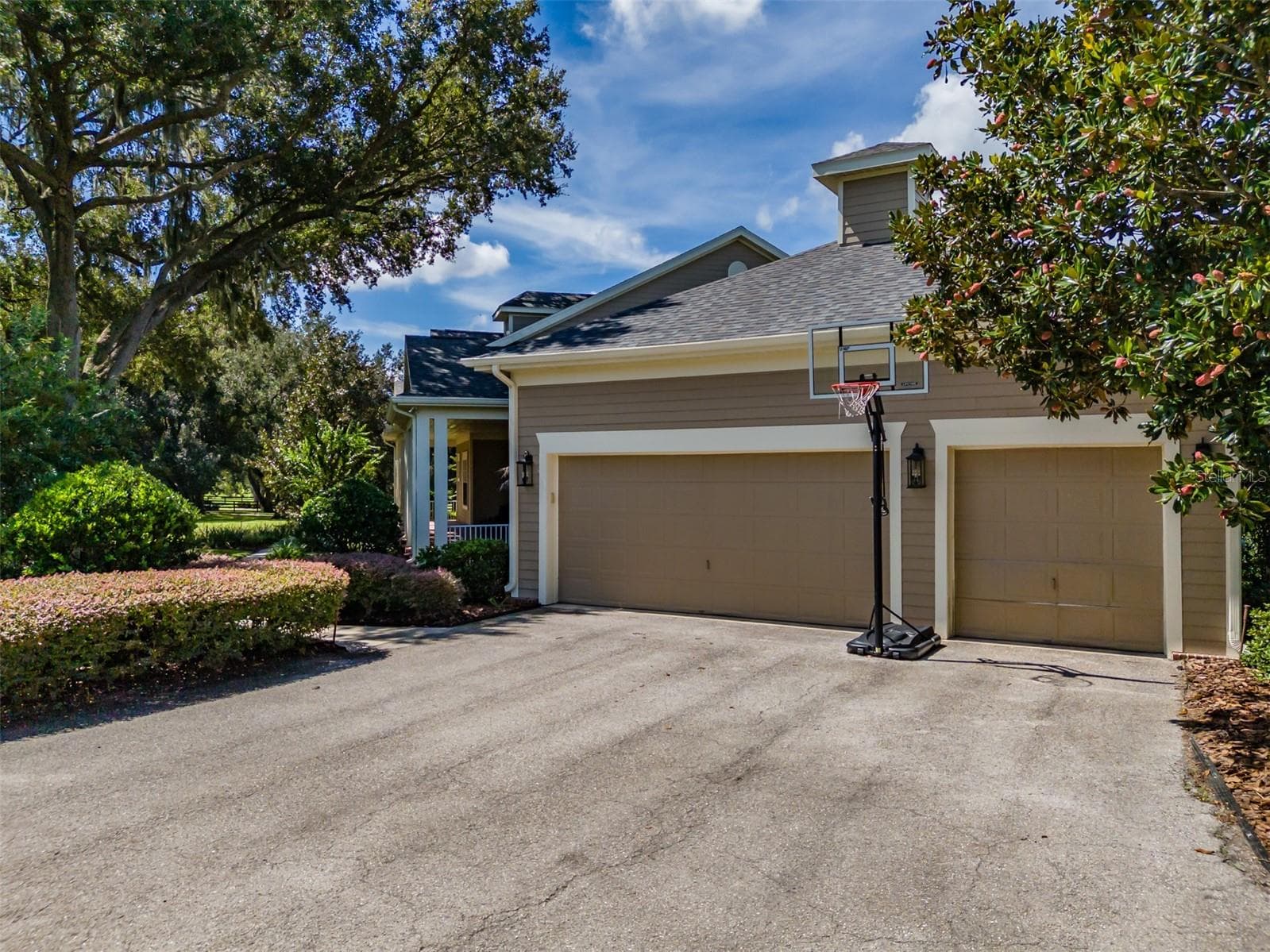Single Family Residence at 10501 BROADLAND PASS, THONOTOSASSA, photo 79 of 98