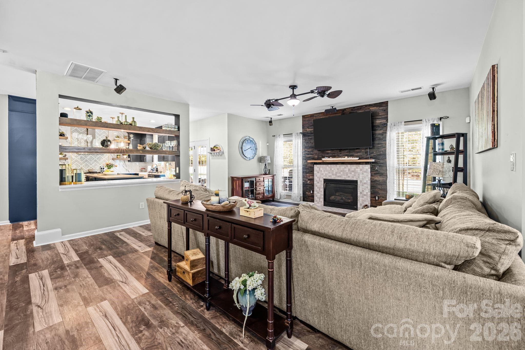 Living Area - 13439 Porter Creek Road, Charlotte