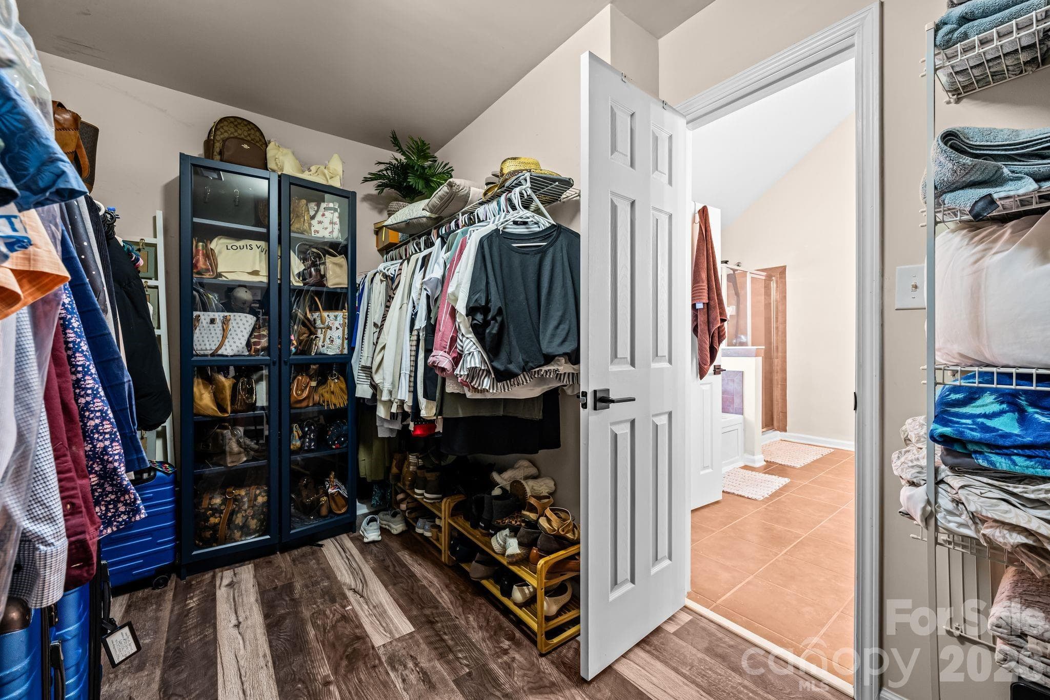 Walk-in Closet - 13439 Porter Creek Road, Charlotte