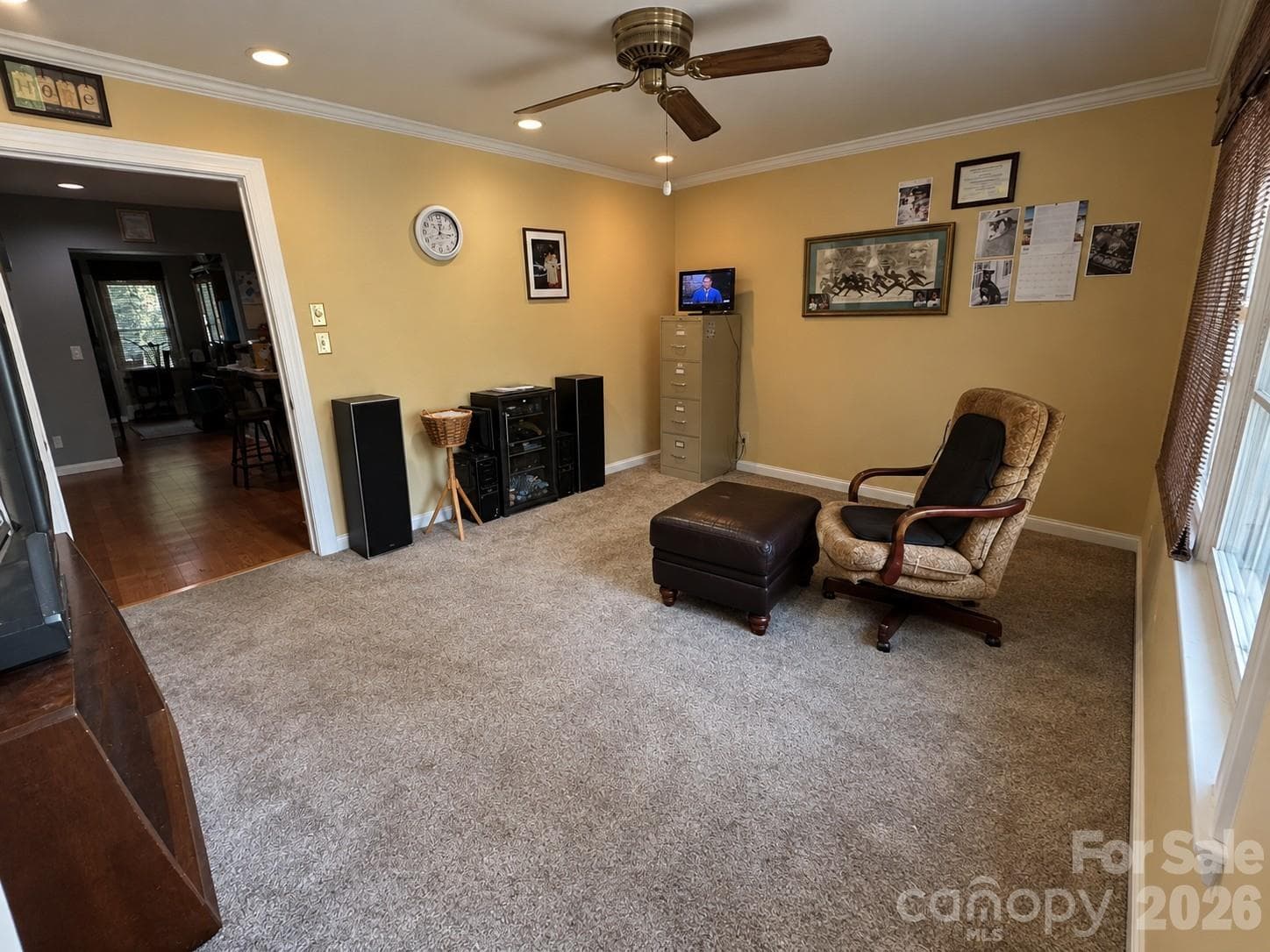Living Room - 4711 Summit Avenue, Greensboro