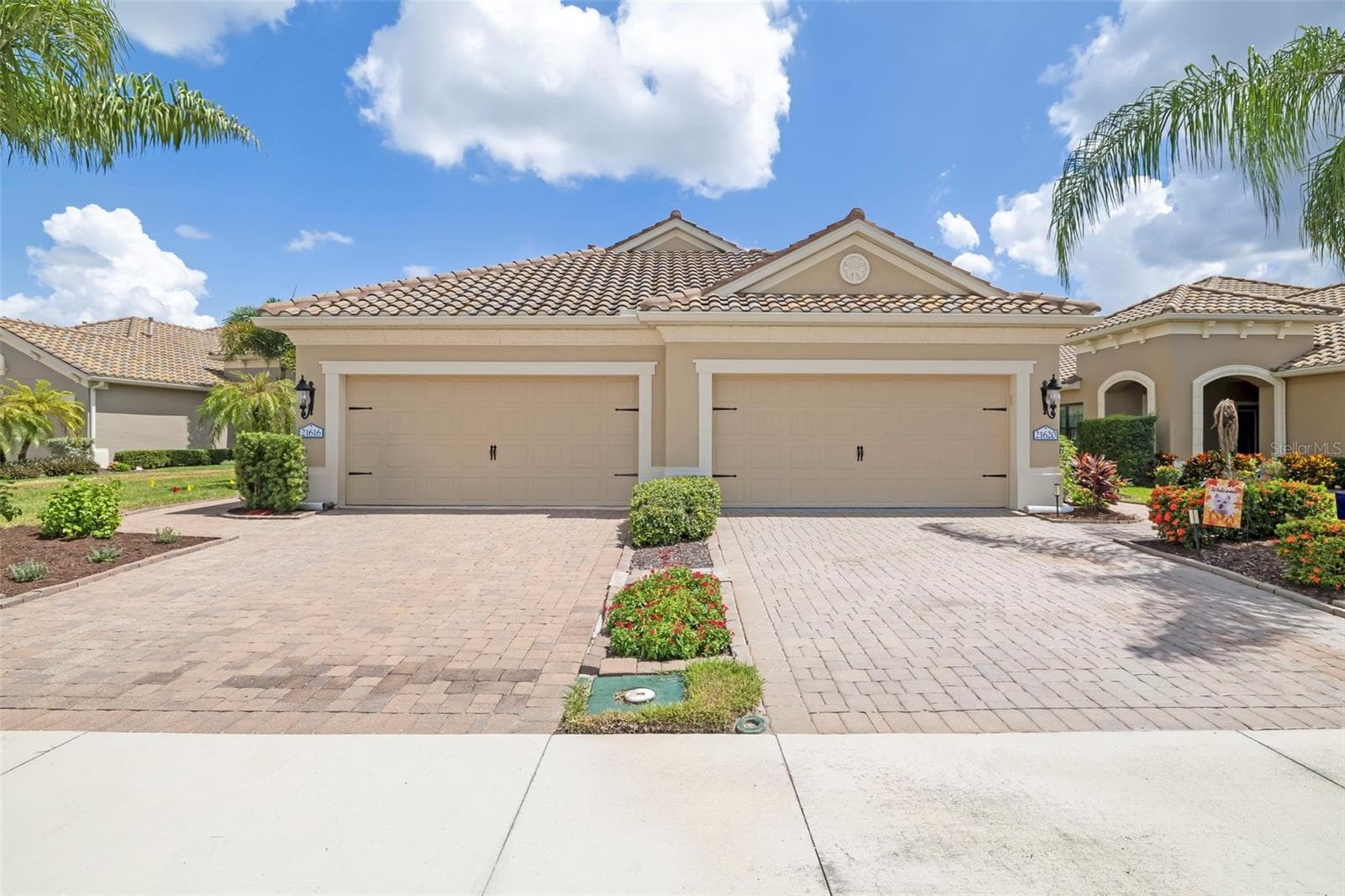 Villa at 21620 AVON PARK CT, VENICE