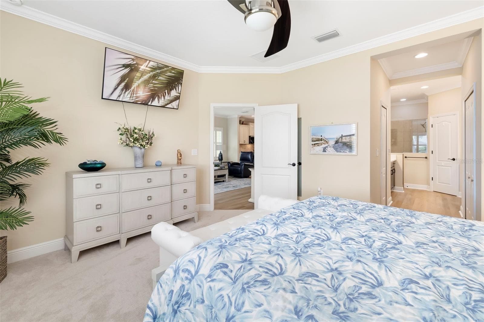 Villa at 21620 AVON PARK CT, VENICE, photo 15 of 79