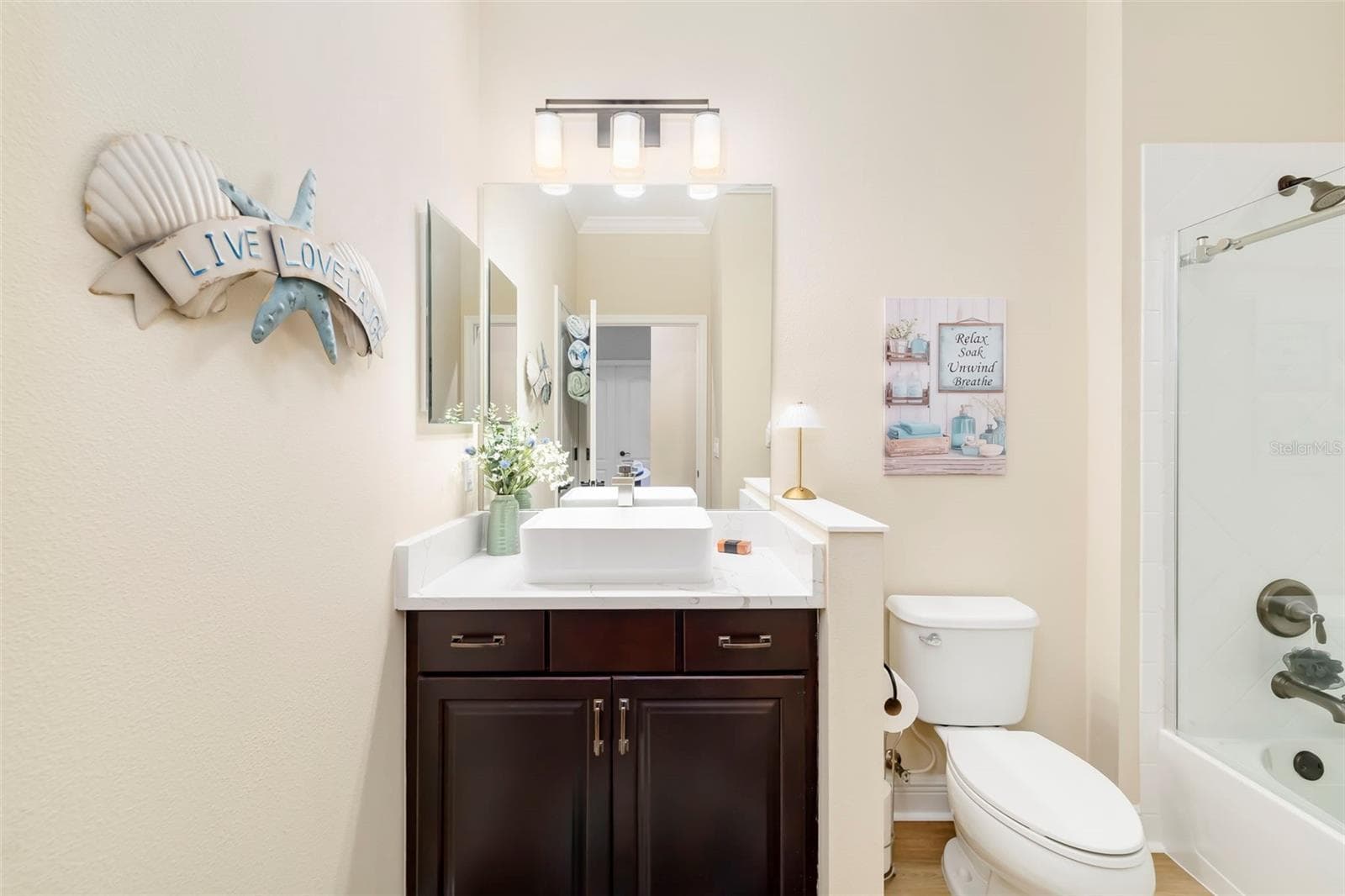 Villa at 21620 AVON PARK CT, VENICE, photo 26 of 79