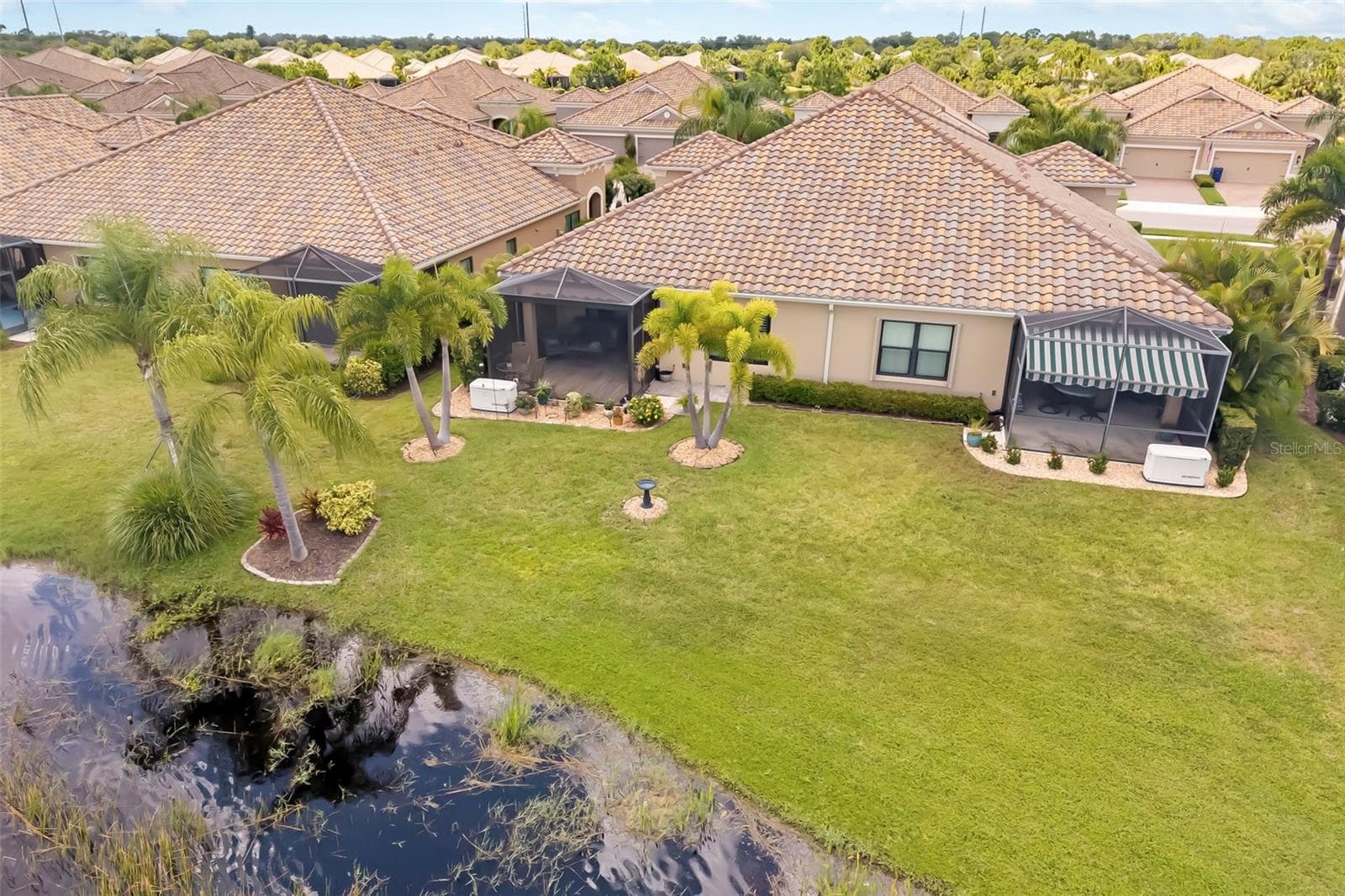 Villa at 21620 AVON PARK CT, VENICE, photo 40 of 79
