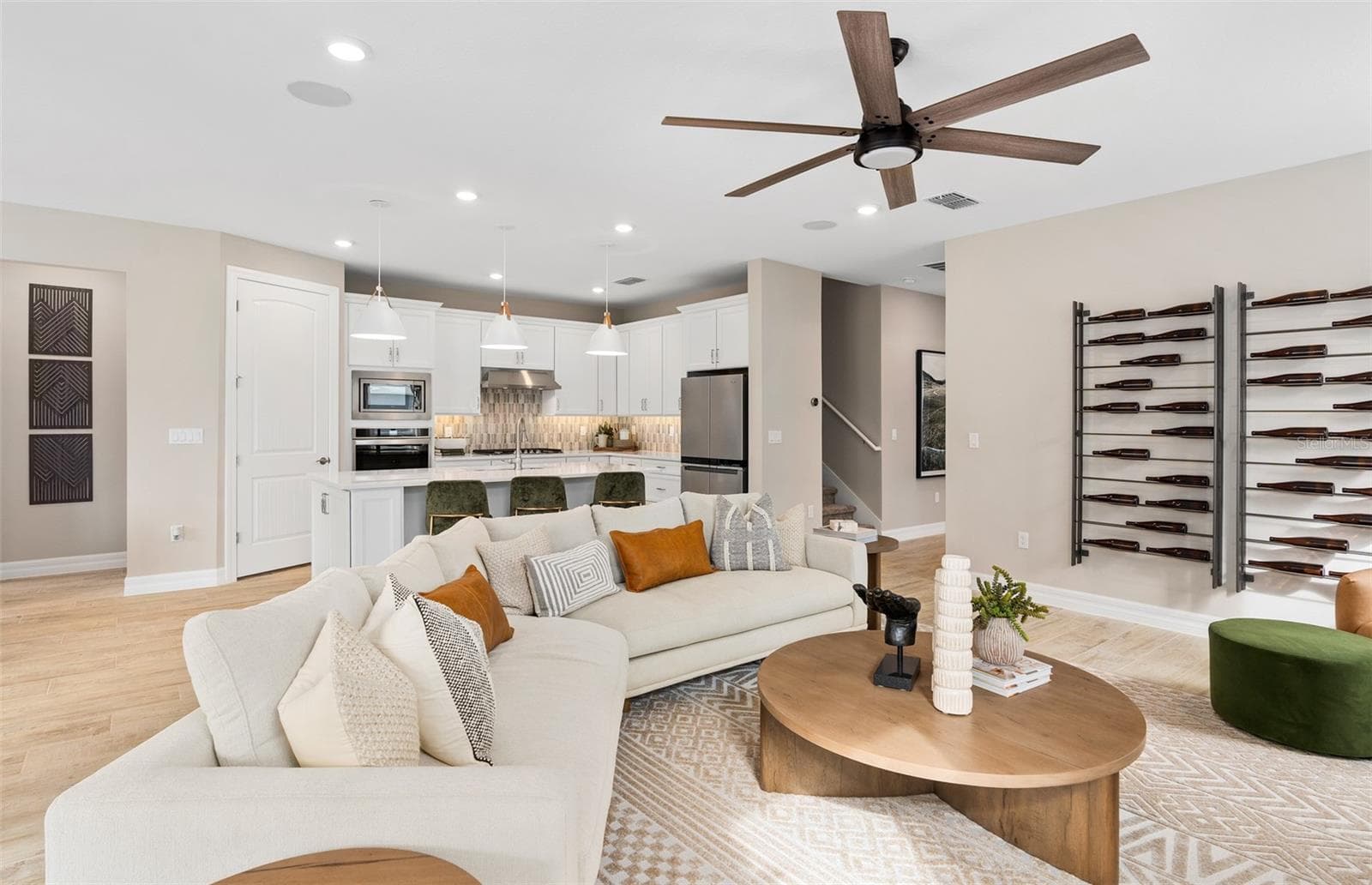 Model Home Design Only. Pictures and furnishings are for illustrative purposes only. Elevations, colors and options may vary. Furniture is for model home staging only. - 10227 PARKVIEW RESERVE LANE, ORLANDO