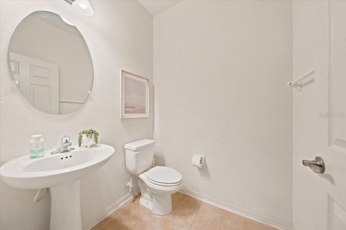 Townhouse at 9128 CAROLINA WREN DR, TAMPA, photo 19 of 29