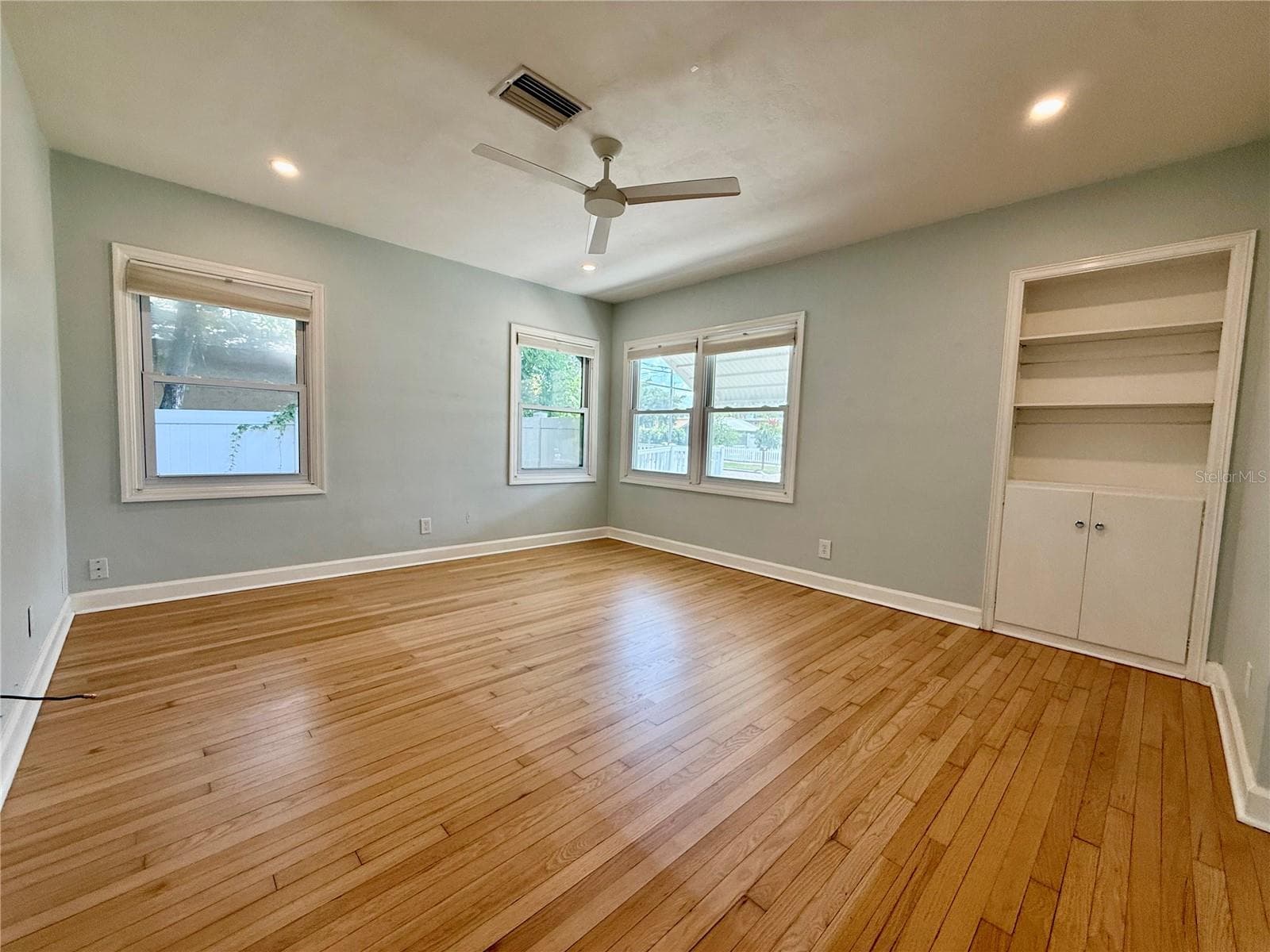 Single Family Residence at 408 PRINCESS ST, CLEARWATER, photo 14 of 77