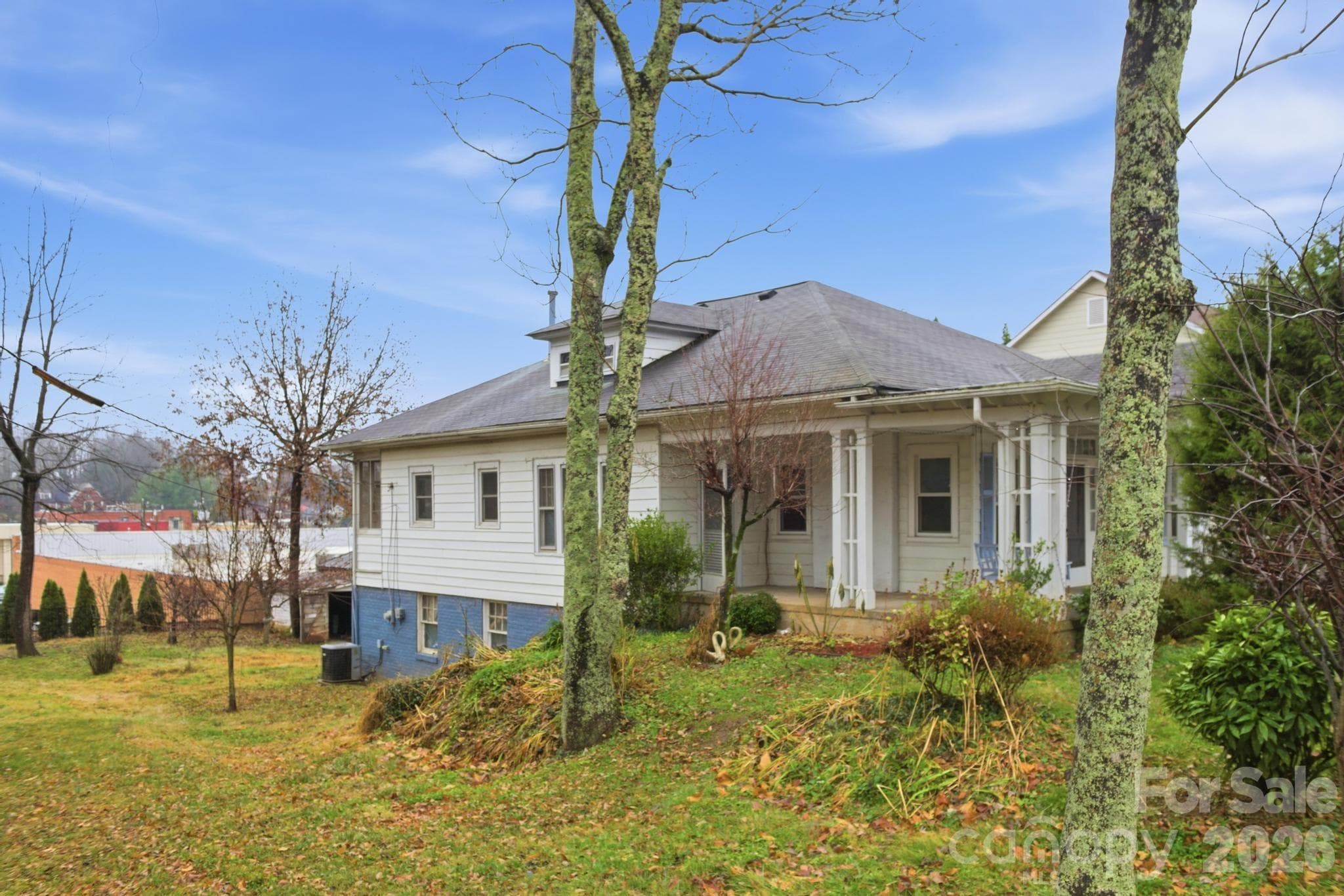 Single Family Residence at 1011 Ashe Avenue NW, Lenoir, photo 25 of 41
